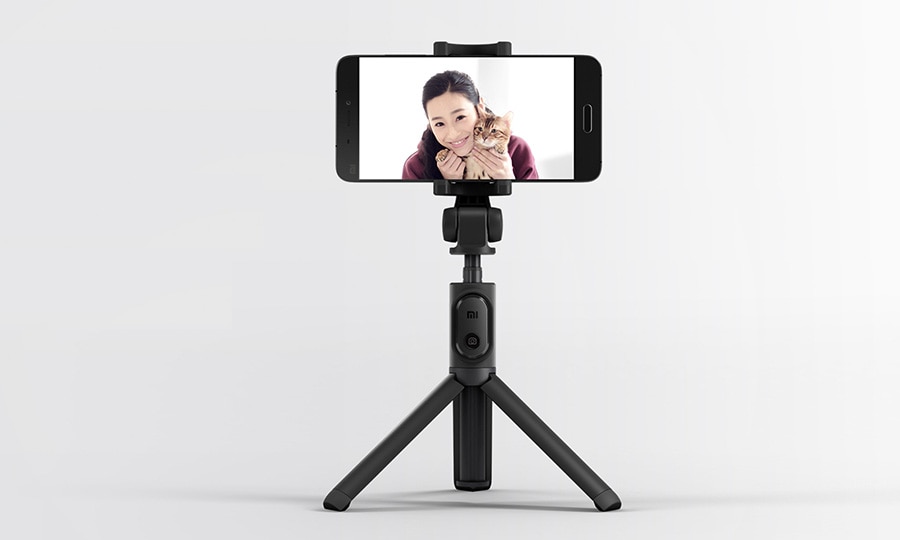 Newest Xiaomi Monopod Mi Selfie Stick Bluetooth Tripod With Wireless Remote 360 Rotation FlexiableWired Version Android 4.3 IOS (4)