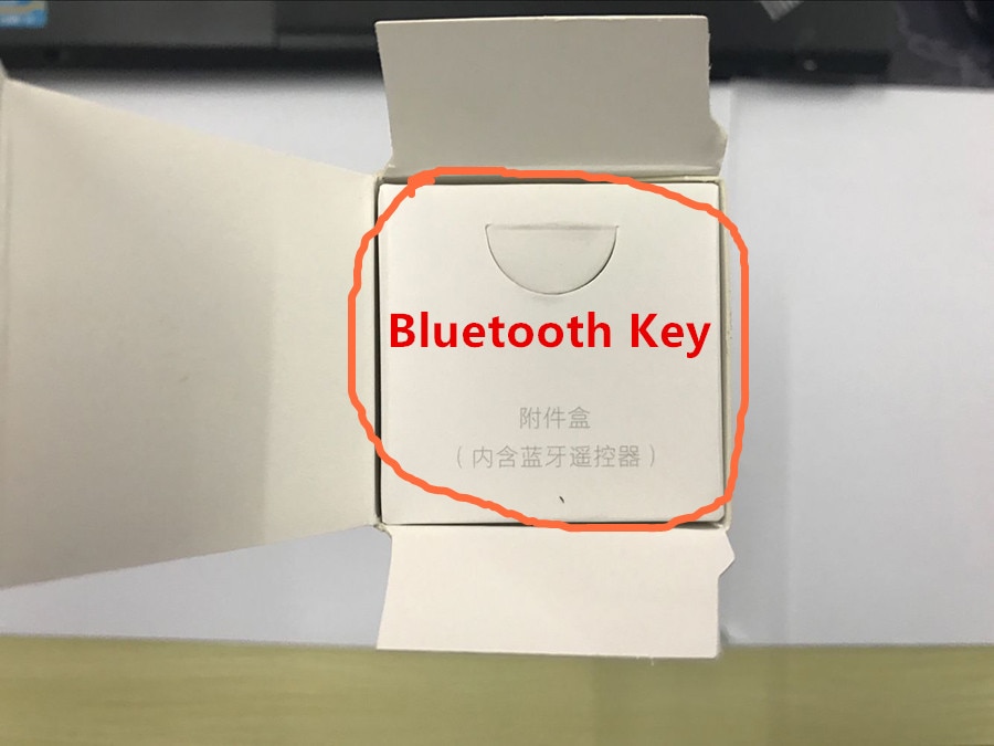 Newest Xiaomi Monopod Mi Selfie Stick Bluetooth Tripod With Wireless Remote 360 Rotation FlexiableWired Version Android 4.3 IOS (2)